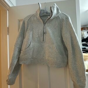 Lululemon Cropped Funnel Neck Scuba XS/S